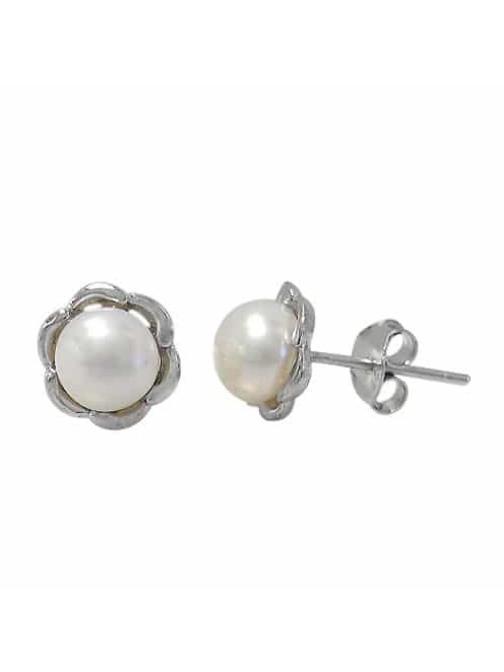 Host PICK!! Sterling silver freshwater pearl stud earrings nwt